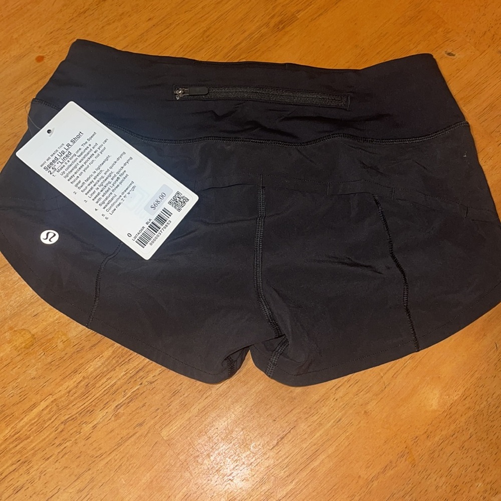 Lululemon Speed Up LR Short 2.5” *Lined - Picture 2 of 3